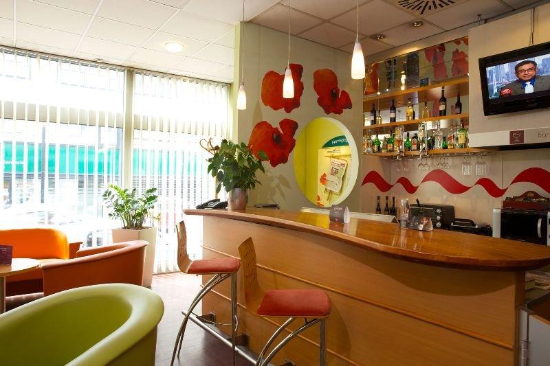 Ibis Hotel 3*