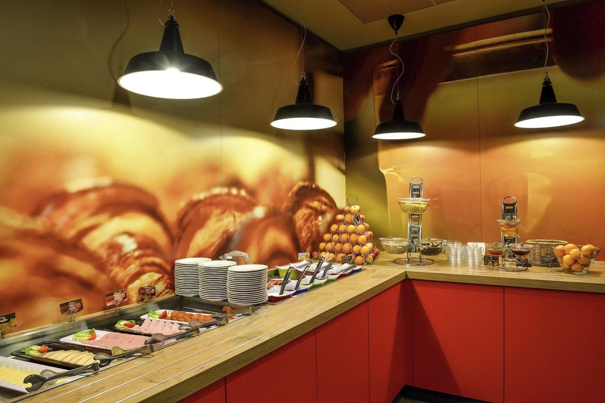 Ibis Budapest