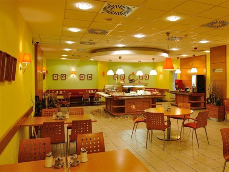 Ibis Hotel